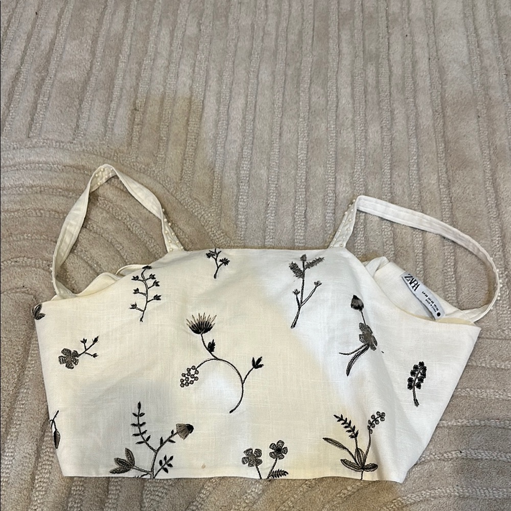 Zara White Floral Crop Top